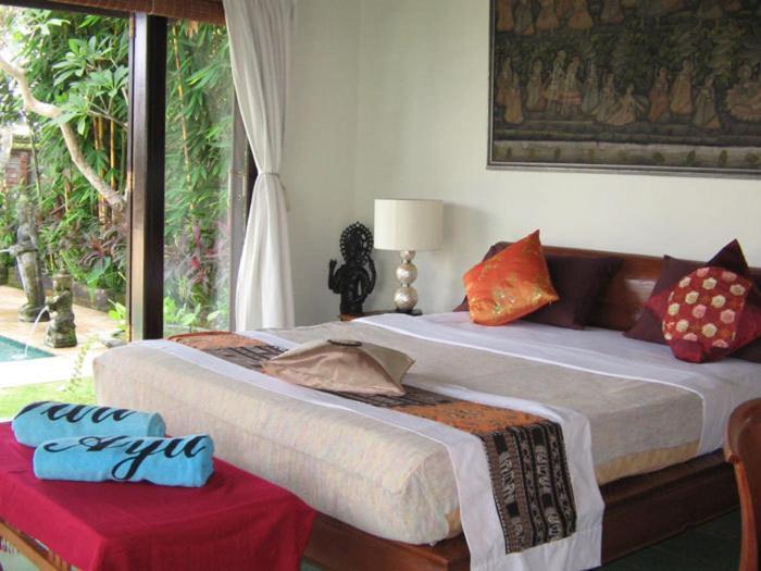 Hotel Puri Ayu à Canggu Extérieur photo