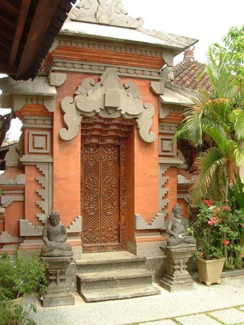 Hotel Puri Ayu à Canggu Extérieur photo